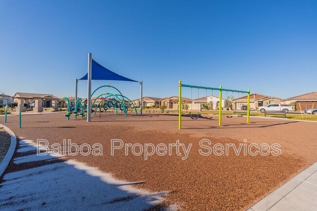 Foto del edificio - 5532 S Dillon Cir