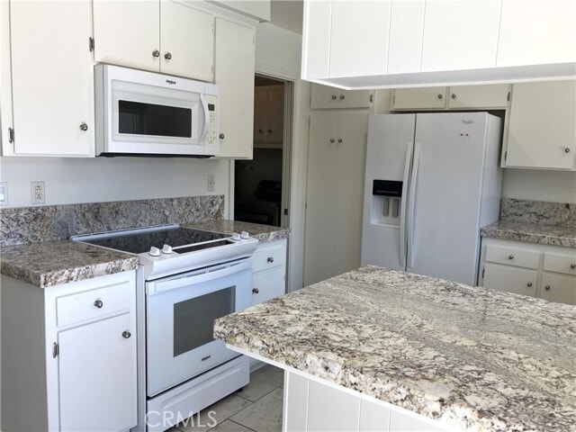 Building Photo - 5135 Hampton Ct