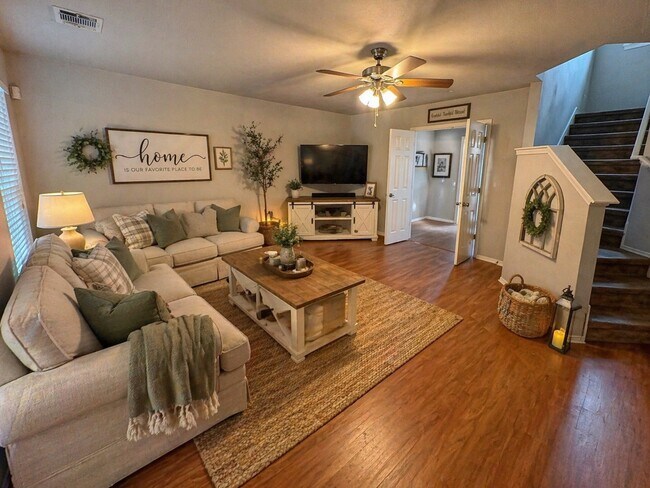 Foto del edificio - 4631 Mather