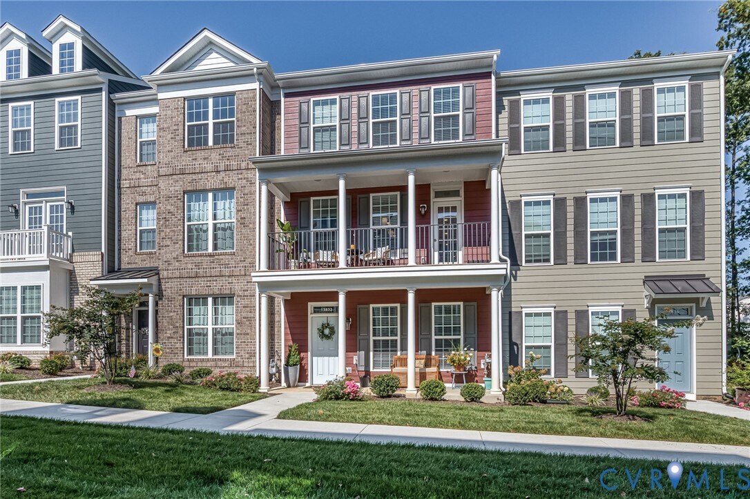 Foto principal - 13832 Randolph Pond Ln