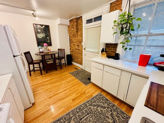 Foto del edificio - 703-705 City Park