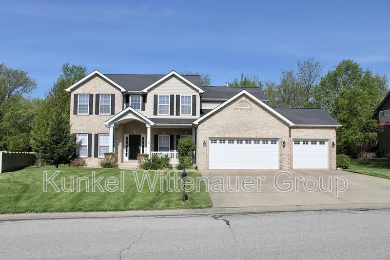 Foto principal - 3014 Roan Hill Dr