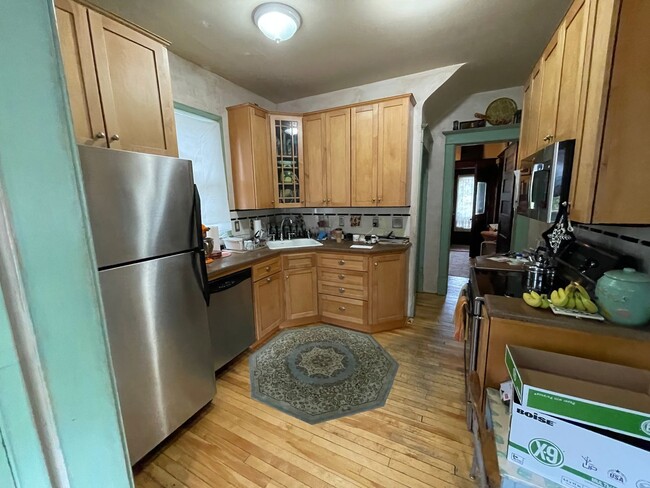 Foto del edificio - 4 Bed Home in Hidden OASIS!