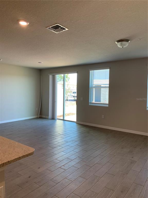 Building Photo - 2565 Red Spruce Wy