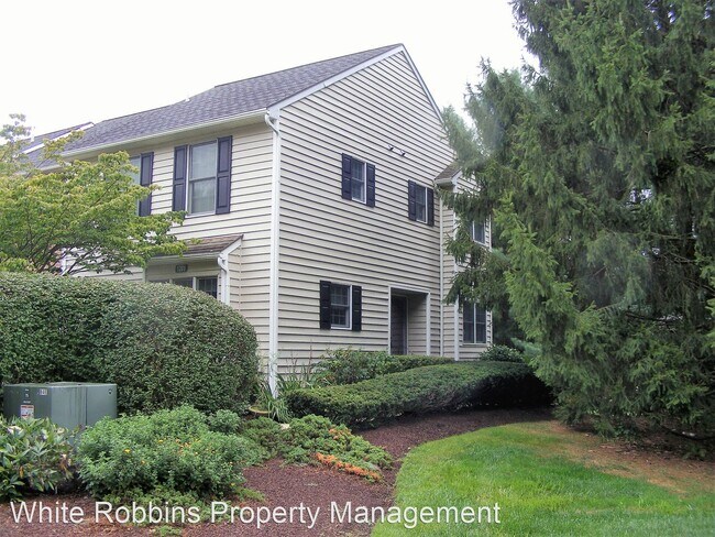 Building Photo - 2 br, 2.5 bath House - 1201 N. Glen Drive
