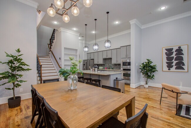 Foto del edificio - 5620 Petty St