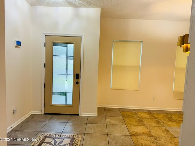 Foto del edificio - 15878 Twin Creek Dr