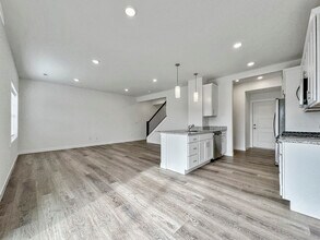 Building Photo - Birchwood Grove