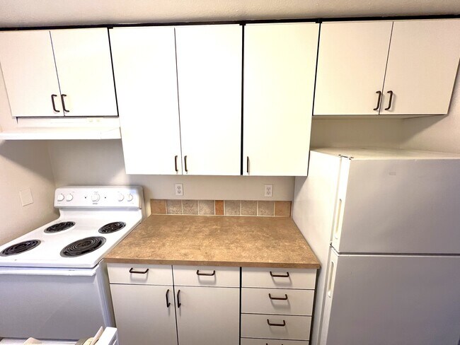 Foto del edificio - Aladdin Townhomes