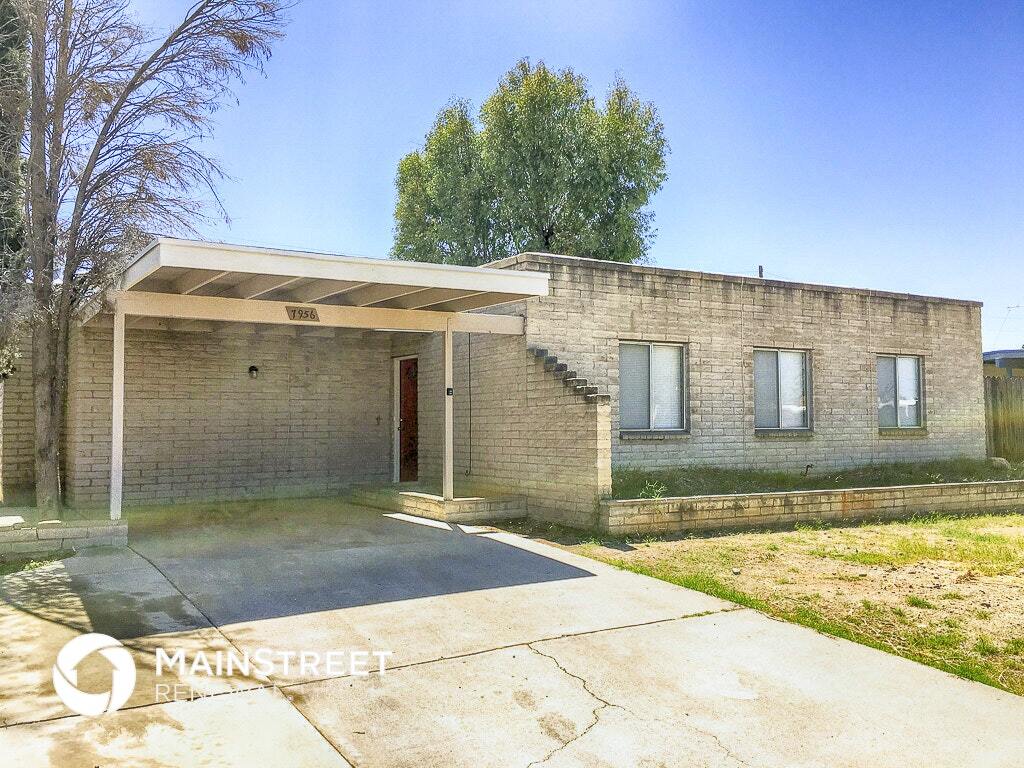 Primary Photo - 7956 E Victoria Dr