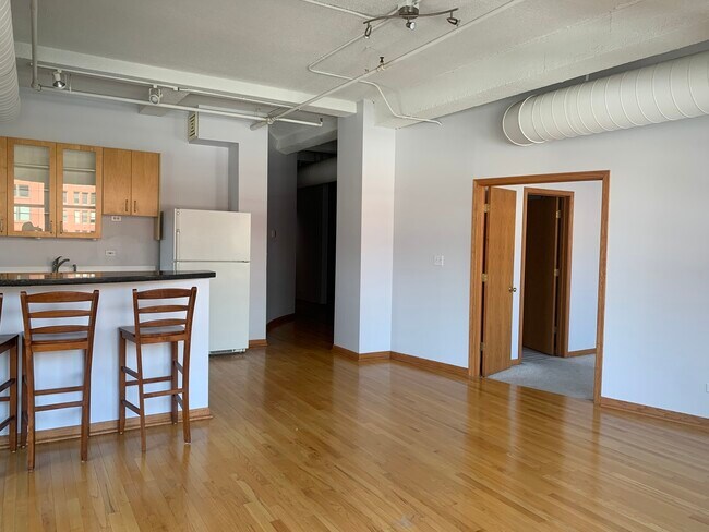 Foto del edificio - 161 W Harrison St