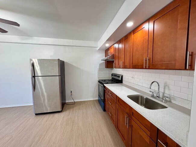Foto del edificio - 436 Olmstead Ave