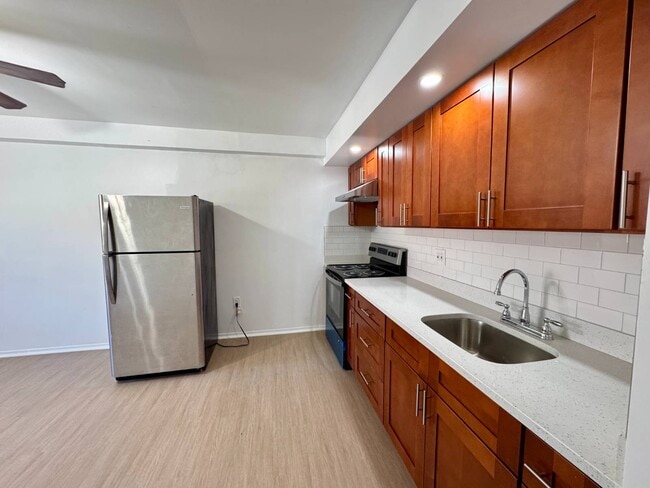 Foto del edificio - 436 Olmstead Ave