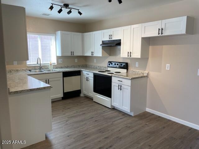 Building Photo - 10854 W Carousel Dr