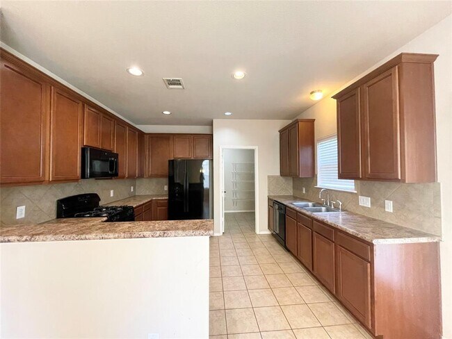 Foto del edificio - 13608 Pine Warbler Dr
