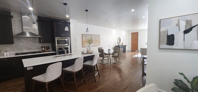 Foto del edificio - 2038 S Columbine St