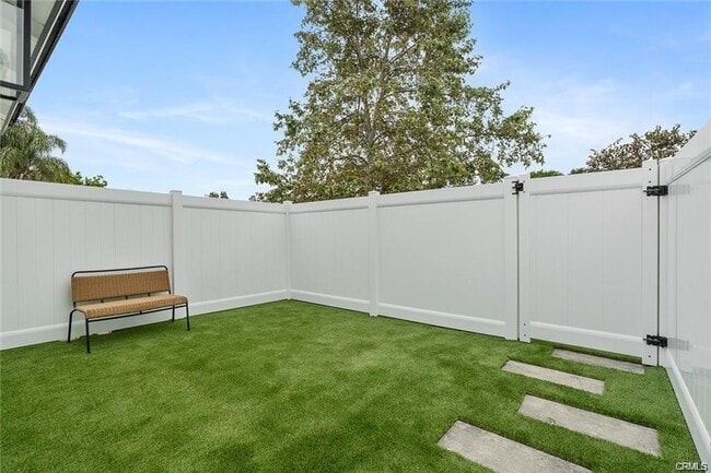 Building Photo - 19853 Bassett St