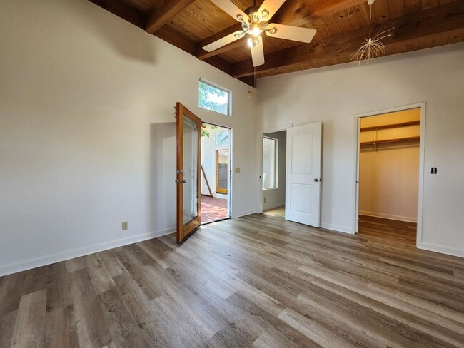 Building Photo - 1449 Ditty Ave