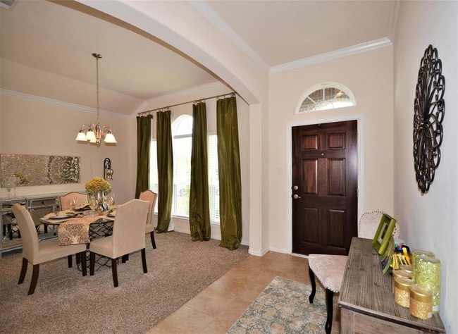 Building Photo - 115 Dellwood Court