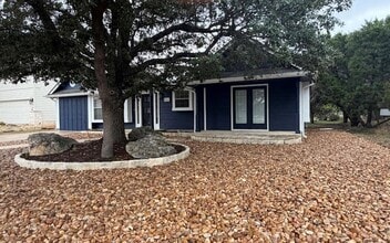 Building Photo - 414 Summit Ridge Dr N