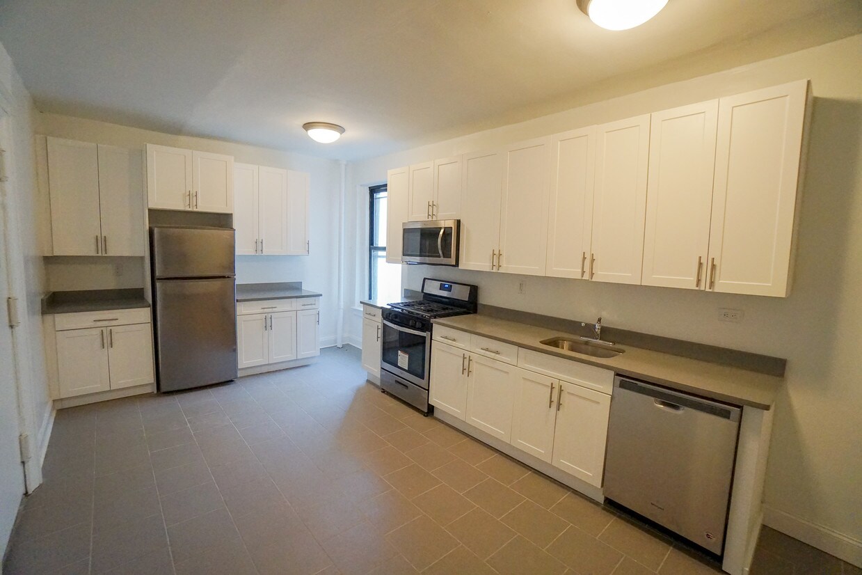Foto principal - 1610 Ocean Pkwy