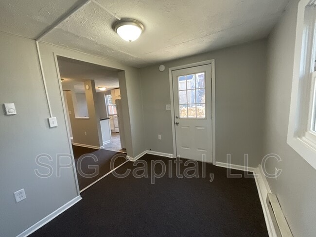 Foto del edificio - 317 S Main St