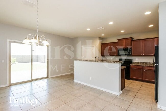 Foto del edificio - 10351 E Sunflower Ln