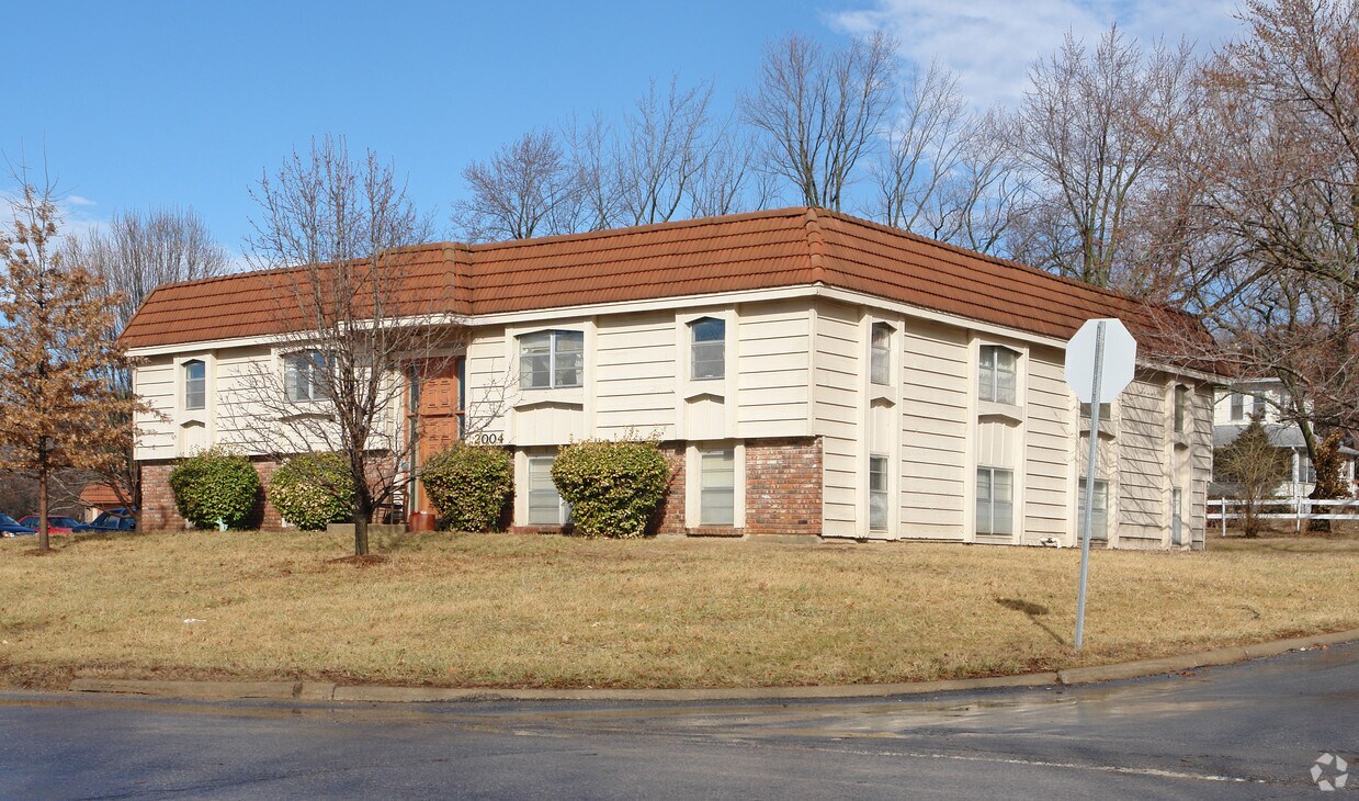 spanish crest apartments lawrence ks apartments com