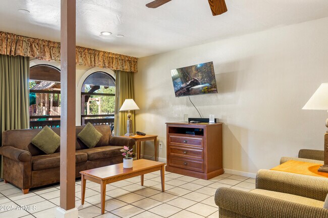 Foto del edificio - 5829 Buck Springs Rd