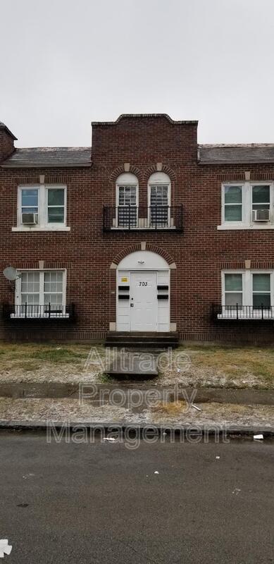 Primary Photo - 703 Hazel St