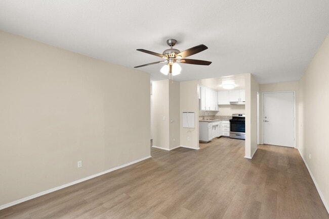 Interior Photo - 8112 - Applewood Apartments