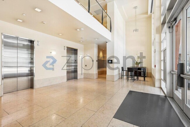 Foto del edificio - Unit 313