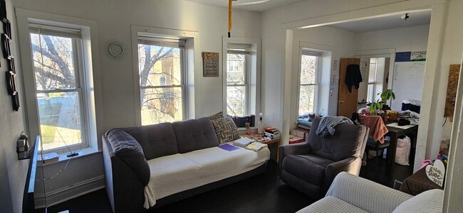 Building Photo - 3858 N St Louis Ave