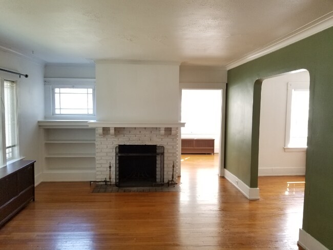Foto del edificio - 2134 Stillman Rd
