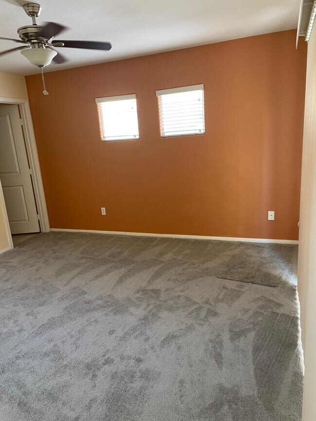 Foto del edificio - 11372 Colinward Ave