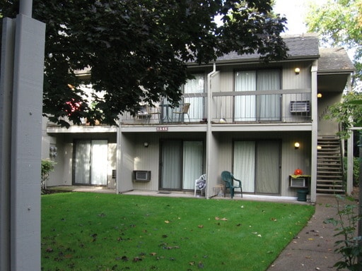Primary Photo - 1430 W 12th Ave
