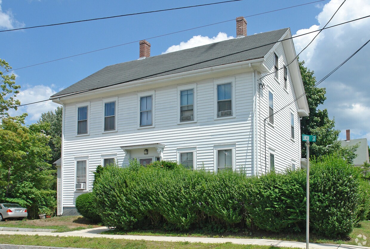 31 Grove St, Dover, NH 03820 Apartments in Dover, NH