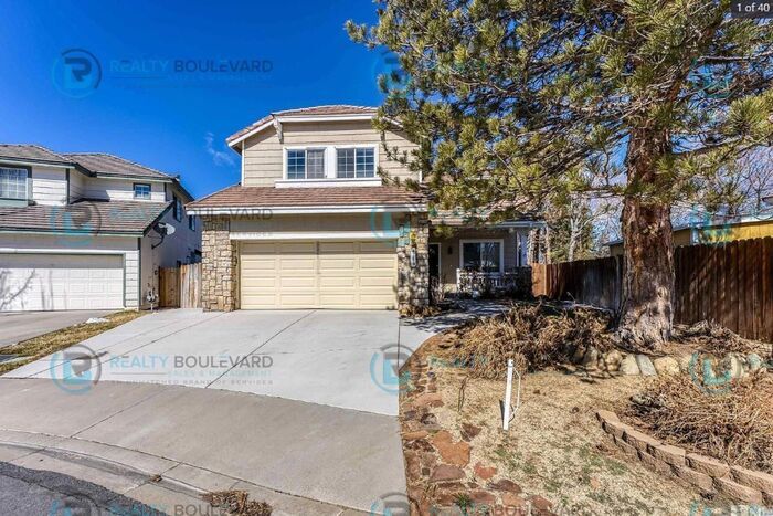 Primary Photo - 3 Bedroom 2 Bath Home with access to Pool,...