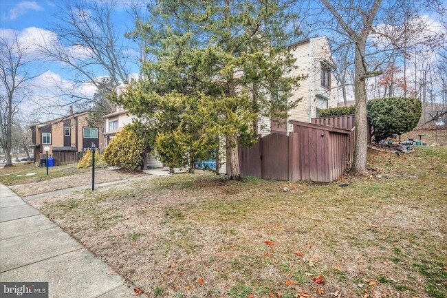 Building Photo - 7314 Split Rail Ln