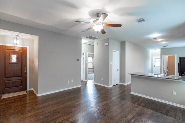 Foto del edificio - 3511 Goldleaf Trail Dr