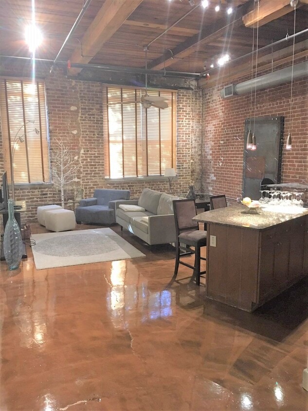 Photo - 204 Walker St SW (Atlanta, GA)