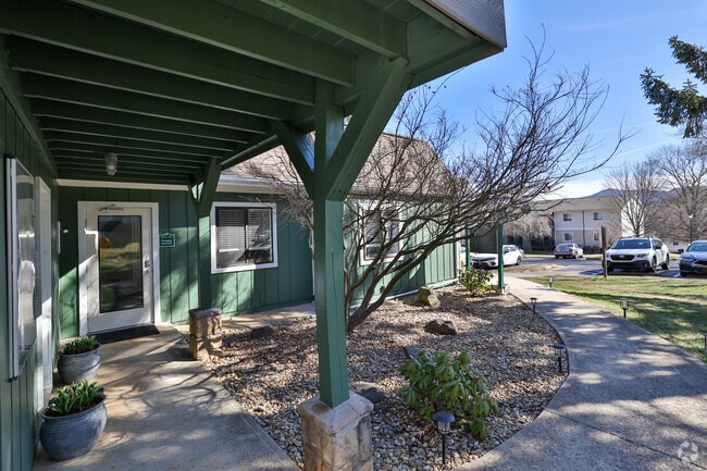 Building Photo - Ridge View Apartments