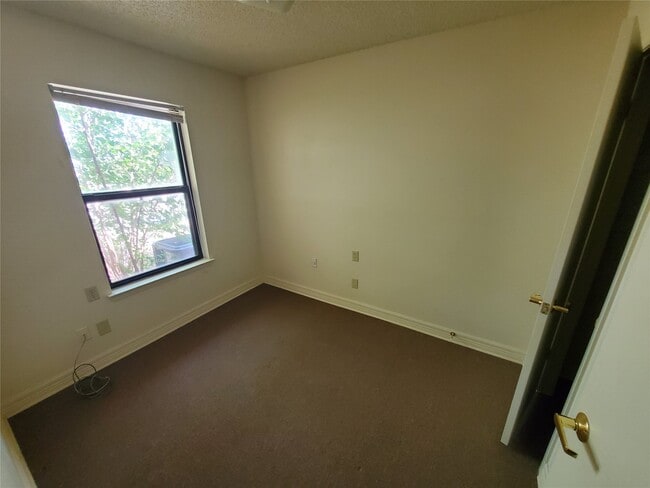 Foto del edificio - 400 NW 2nd St