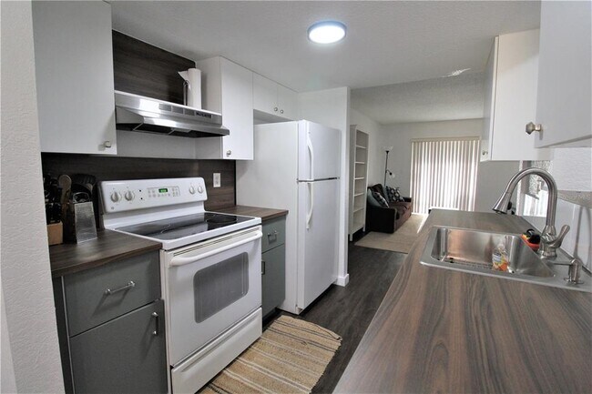 Foto del edificio - 5310 26th St W