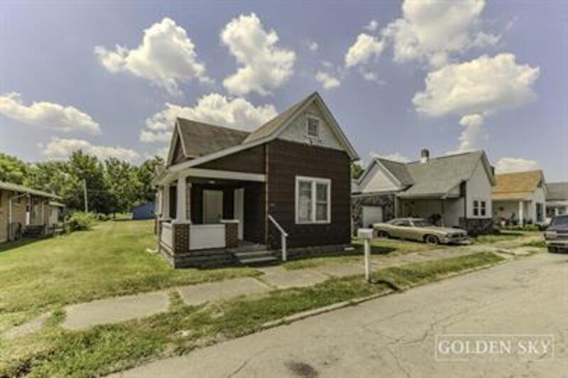 Foto principal - 1109 E 8th St