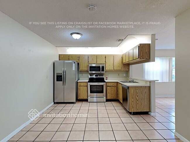 Foto del edificio - 811 NW 98th Ave