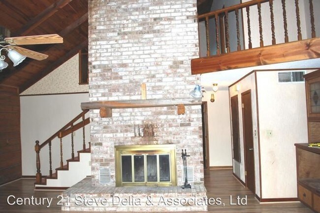 Building Photo - 230 Branham Rd