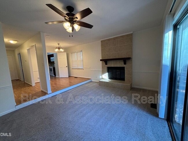 Building Photo - 728 Branniff Dr