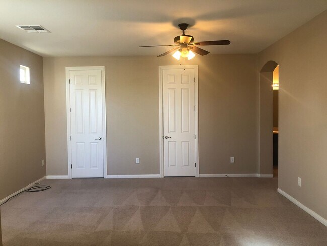 Building Photo - Elegant 3Bed/3Bath Home with Loft in the P...