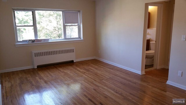 Foto del edificio - 2430 8th St